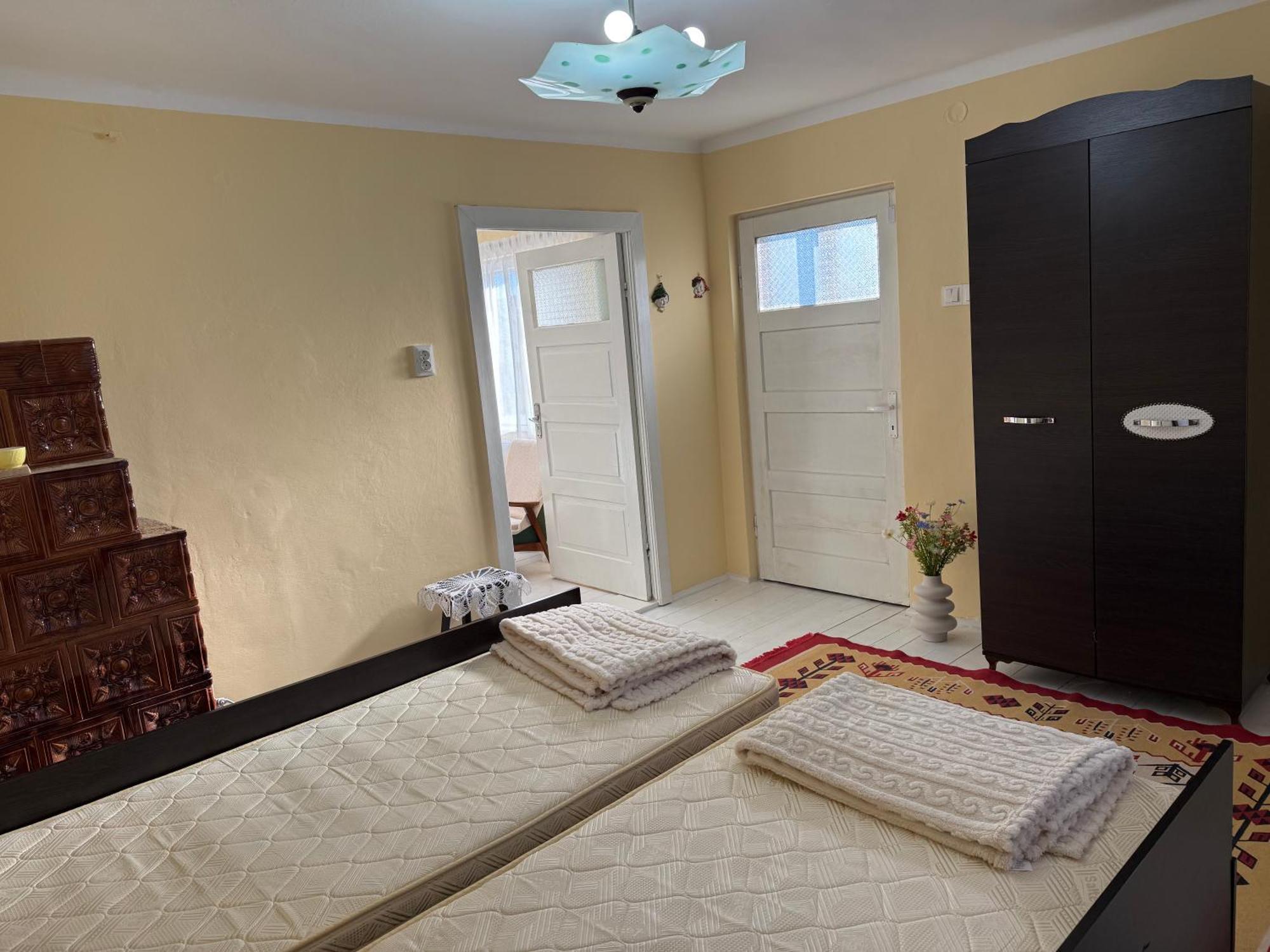 Casa Rurala Cu Livada Lavandra Câmpina Exteriör bild